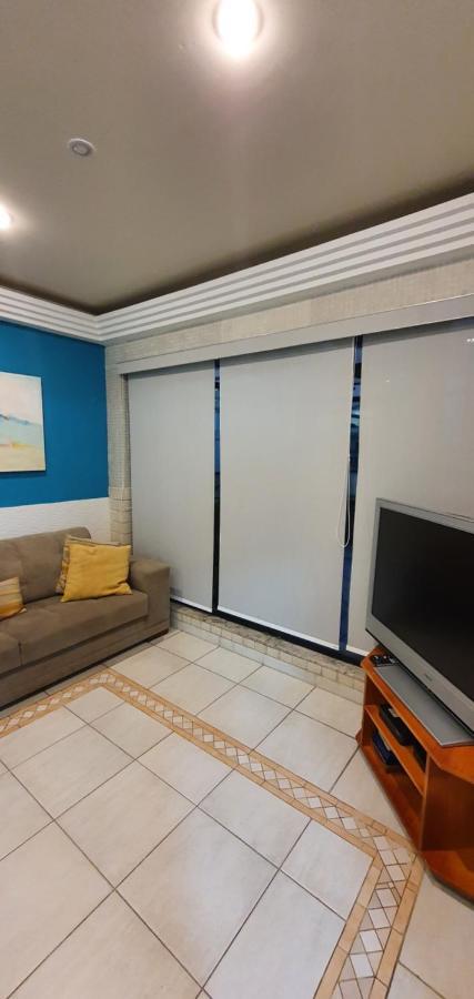 Cobertura Triplex Na Praia Da Enseada グァルジャー エクステリア 写真