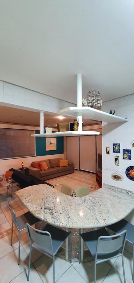 Cobertura Triplex Na Praia Da Enseada グァルジャー エクステリア 写真