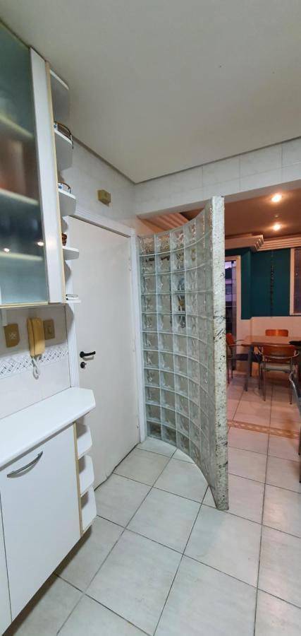 Cobertura Triplex Na Praia Da Enseada グァルジャー エクステリア 写真